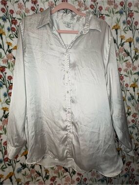 H&M White Satin Button-Up Blouse